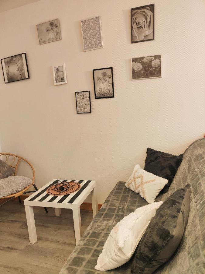 Le Ty Rose Villa Dinan Buitenkant foto